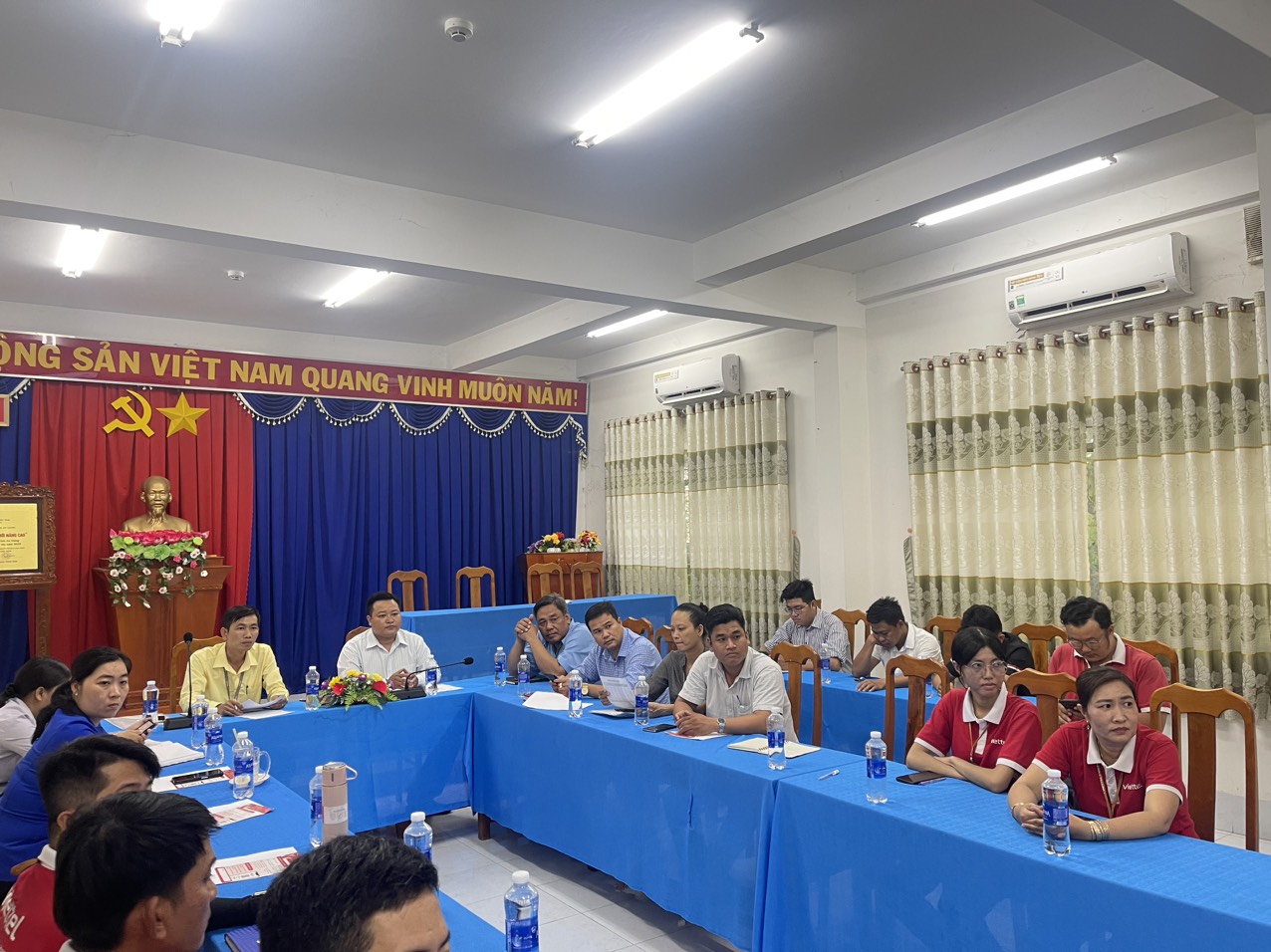 chuyển đổi số