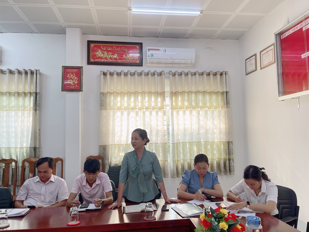tiếp đoàn công an