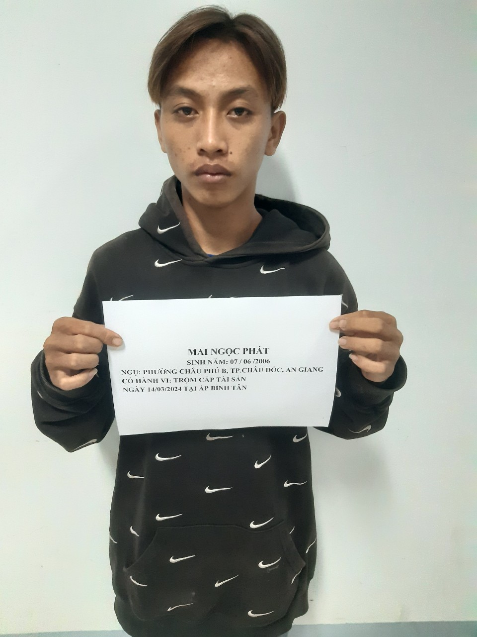 trộm 1