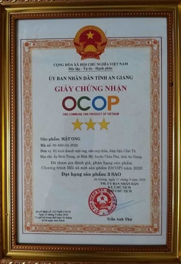 Sản phẩm OCOP Mật ong Cẩm Tú