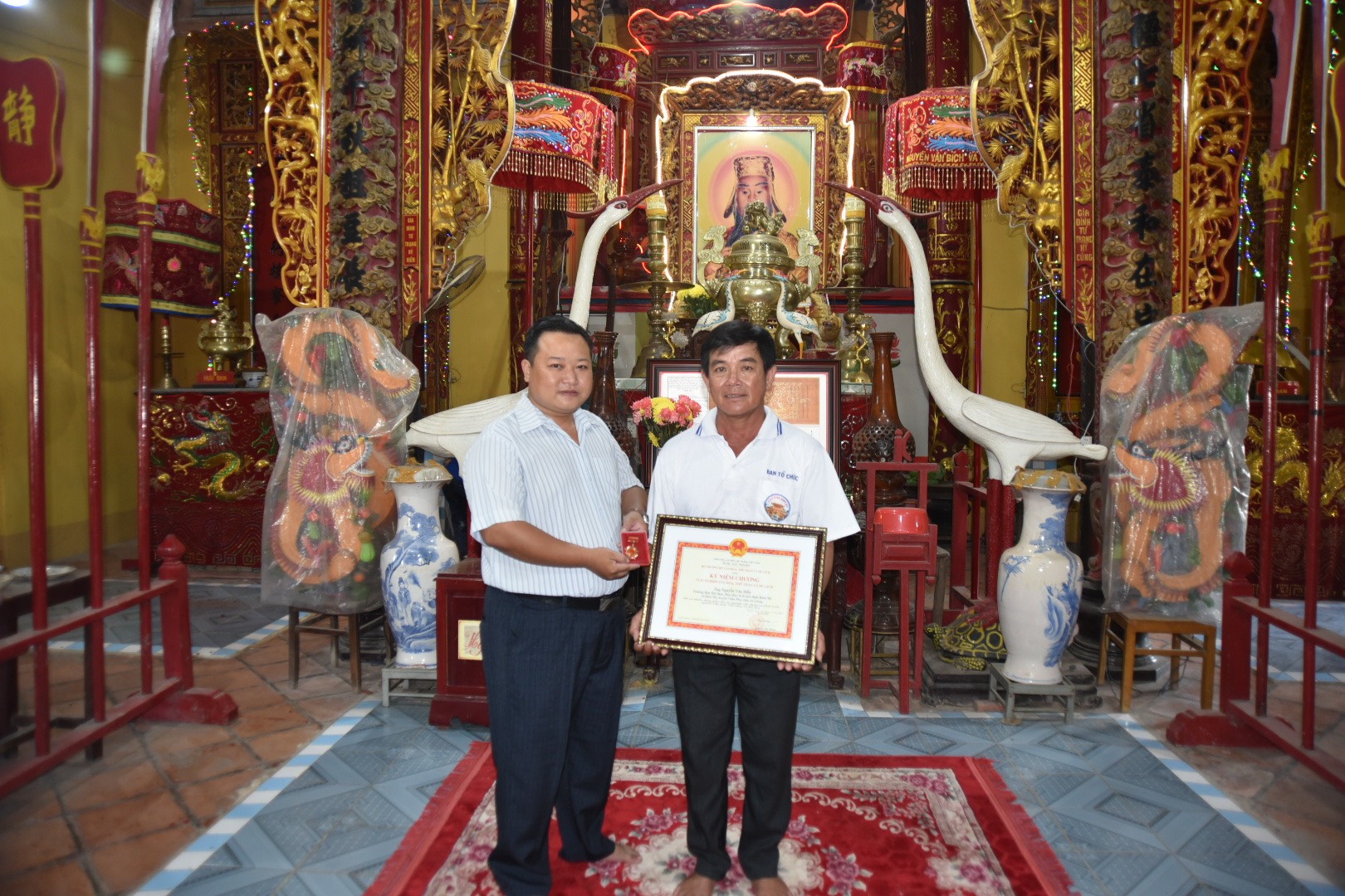 kỷ niệm chương