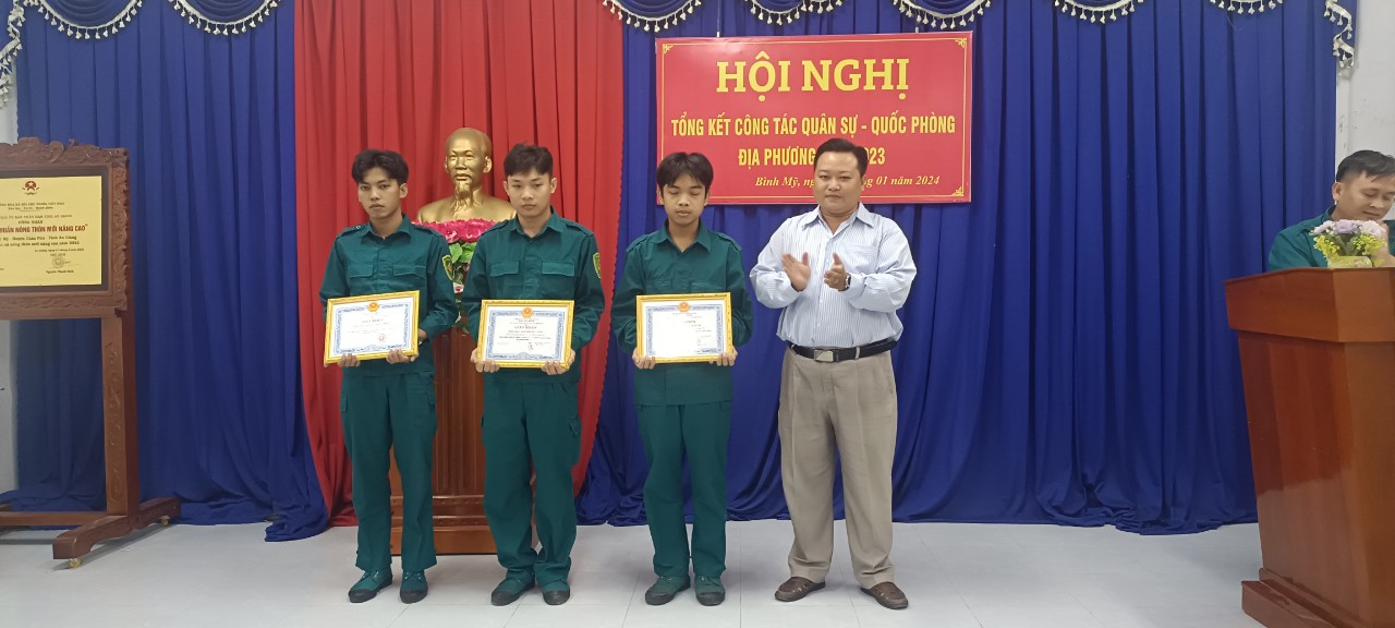 tổng kết quân sự