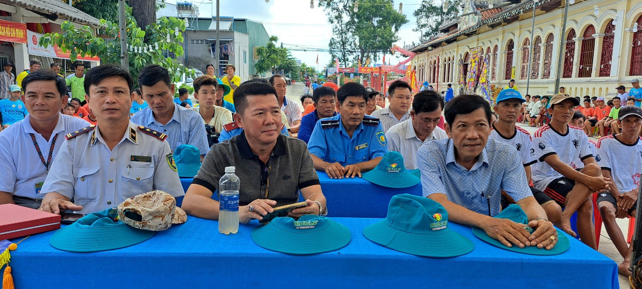 khai mạc